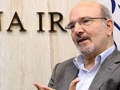 رئیس‌جمهور قانون عفاف و حجاب را از طریق رهبری به مجمع تشخیص ارجاع دهد/ تندروهای اطراف قالیباف در این موضوعات تاثیرگذار هستند