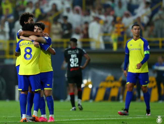 گزارش تصویری دیدار النصر و الرائد در شب گلزنی رونالدو