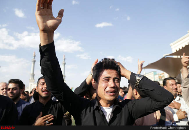 تشییع پیکر دو شهید مدافع حرم در قم