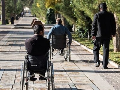 دستگاه‌های اجرایی در زمینه مناسب سازی اماکن جهت معلولان همکاری داشته باشند