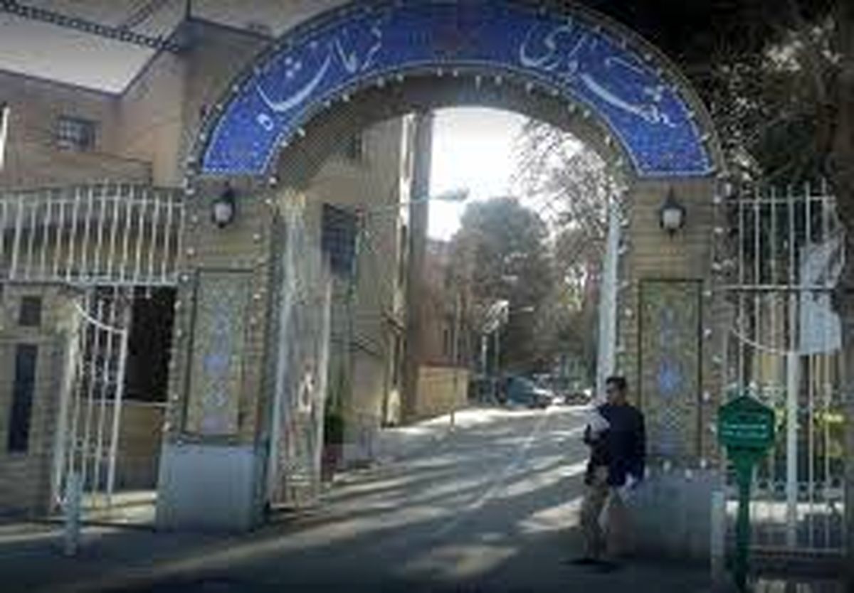 عملیات اجرایی پیاده راه مدرس از دستور کار شهرداری خارج شد