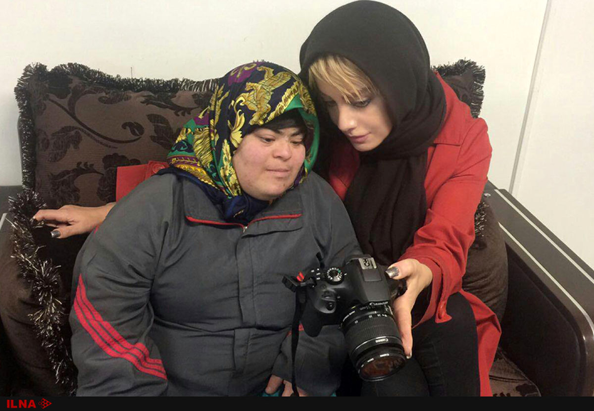 باید تلاش کنیم استاندارد زندگی کودکان معلول را بالا ببریم