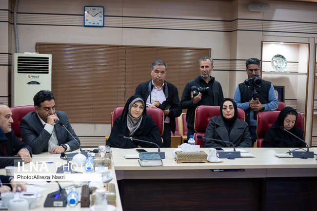 نشست خبری سخنگوی دولت با خبرنگاران قزوینی 