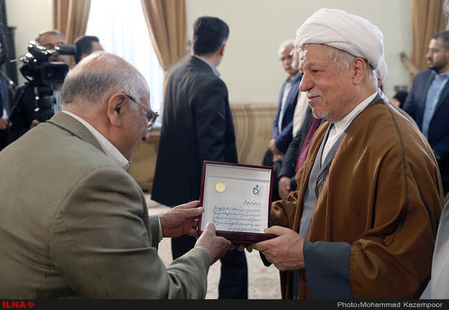 دیدار کارکنان، مدیران و خیرین بنیاد بیماری‌های خاص با آیت‌الله هاشمی رفسنجانی
