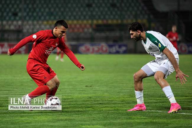 توقف تیم فوتبال تراکتور تبریز  برابر ذوب آهن اصفهان