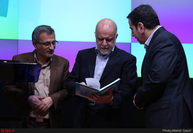 025