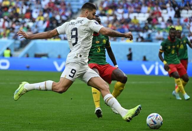FBL-WC-2022-MATCH29-CMR-SRB (3)