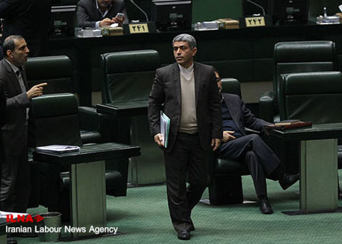 آغاز سوال از وزیر اقتصاد و دارایی در صحن علنی مجلس