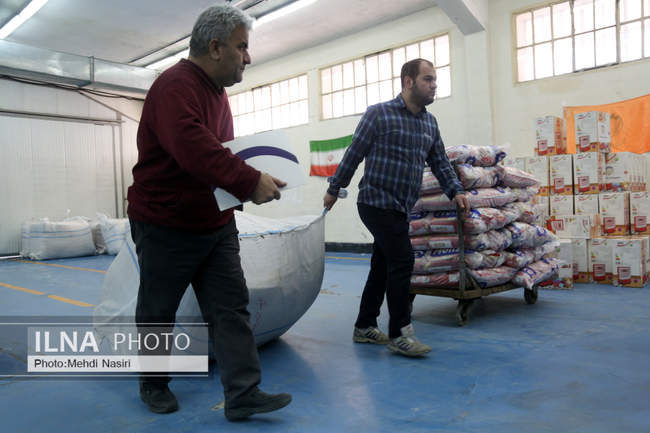 ارسال کمک‌های شرکت دخانیات ایران به مردم زلزله زده خوی 