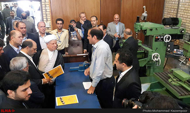 بازدید آیت‌الله هاشمی رفسنجانی از دانشگاه آزاد اسلامی واحد دماوند