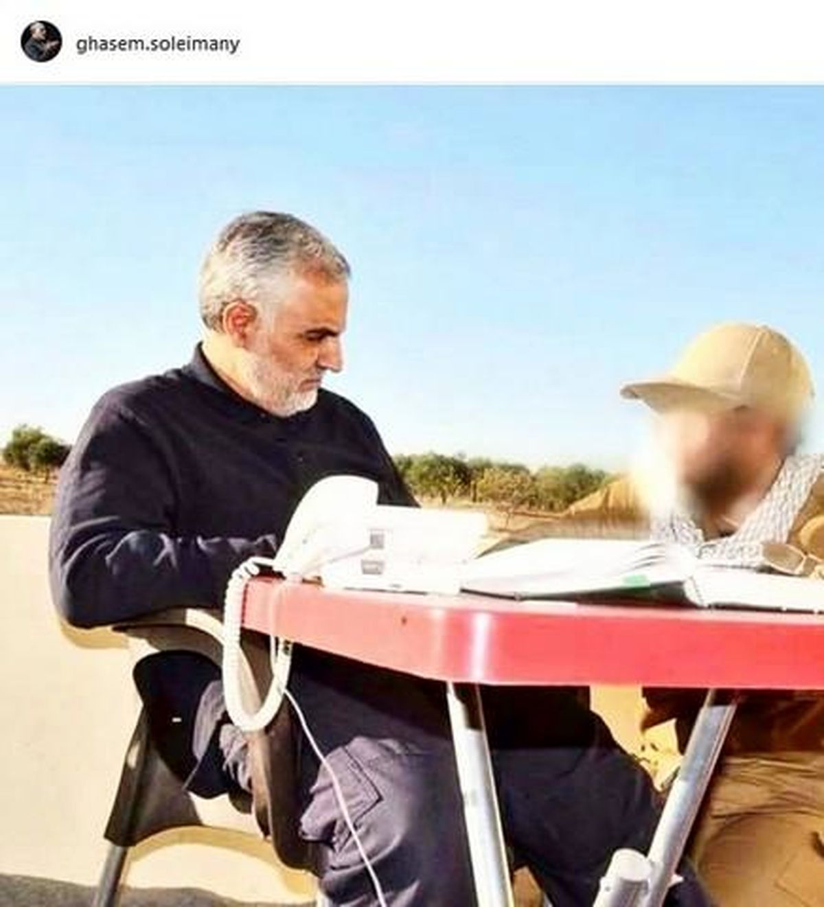 میز کار سرلشکر سلیمانی(عکس)