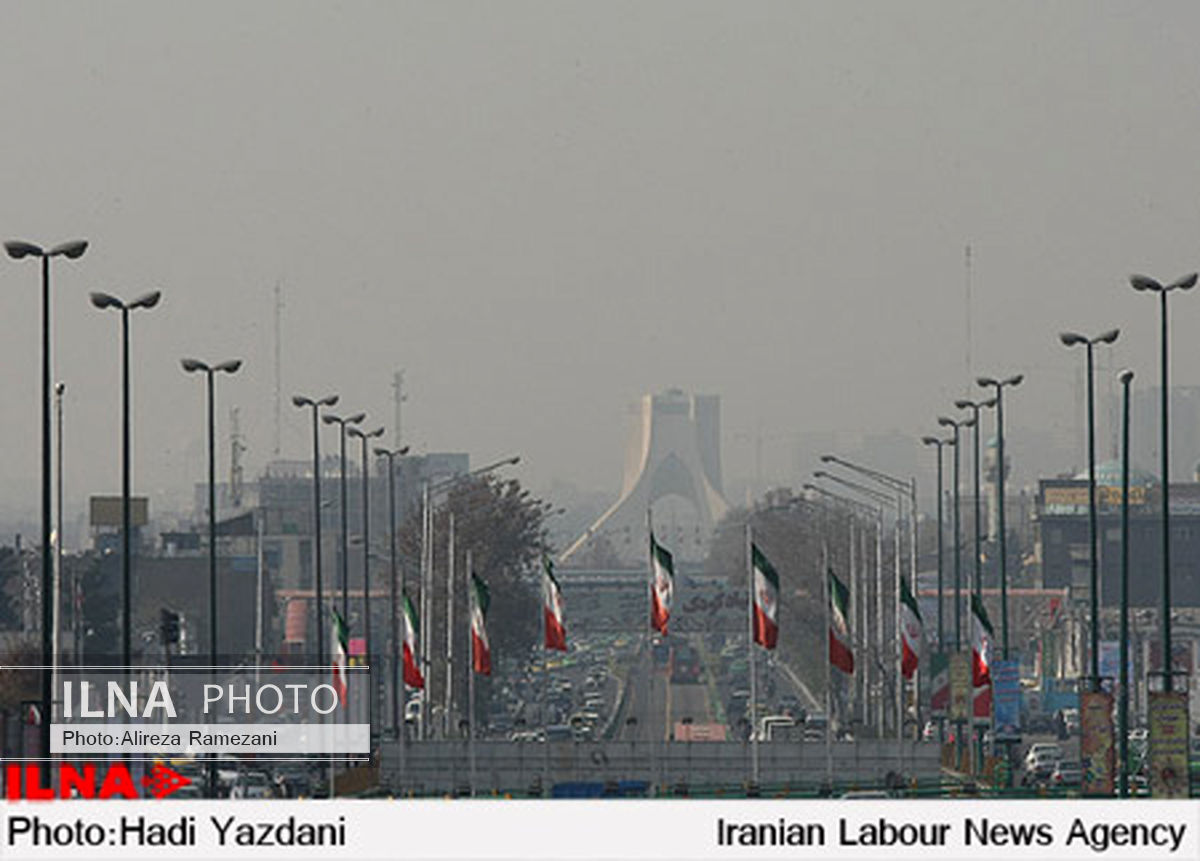 هوای تهران در شرایط ناسالم برای همه افراد جامعه قرار دارد