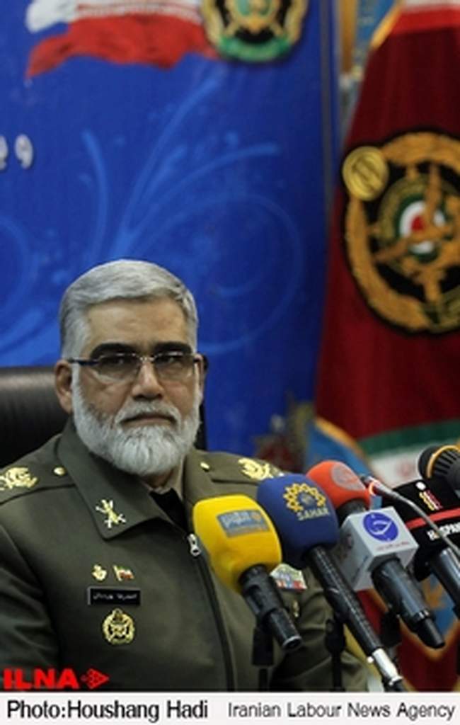 نشست خبری فرمانده نیروی زمینی ارتش