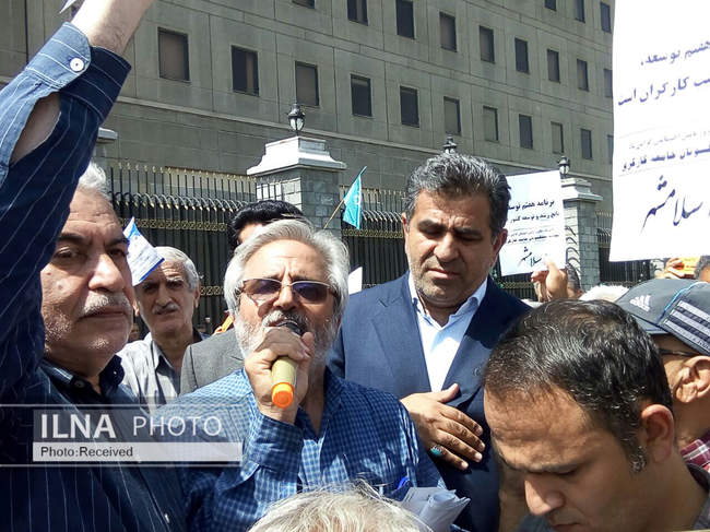 گردهمایی بازنشستگان تامین اجتماعی مقابل مجلس