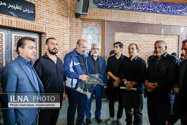 تشییع پیکر حسین حبیبی فعال پیشکسوت کارگری 