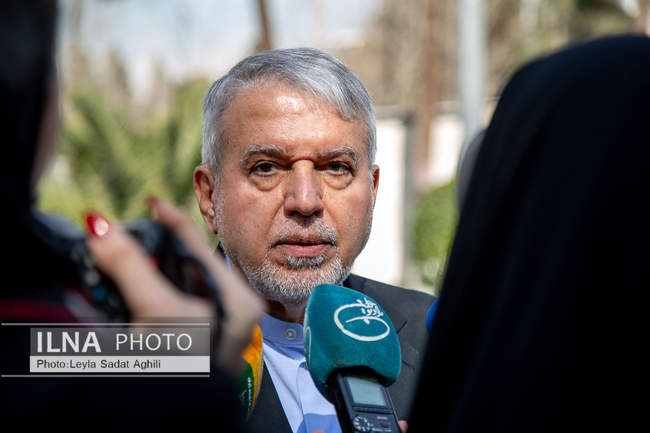 حاشیه جلسه هیات دولت - ۲۹ بهمن