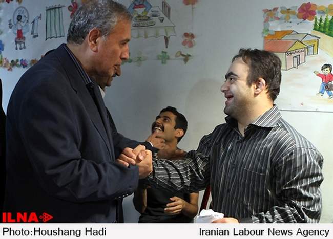بازدید وزیر تعاون، کار و رفاه اجتماعی از «مرکز خیریه آموزش معلولین ج