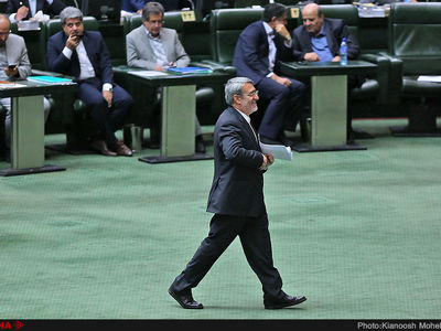 نمایندگان از پاسخ‌های وزیرکشور درباره واگذاری املاک شهرداری قانع شدند