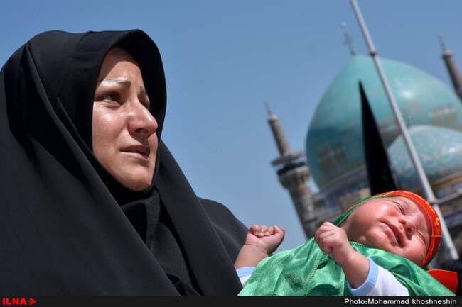 مراسم شیرخوارگان حسینی در حرم مطهر رضوی