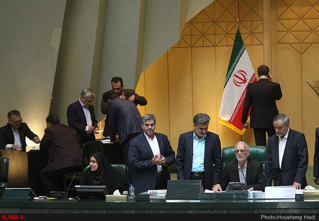 انتخابات هیات رئیسه دهمین دوره مجلس شورای اسلامی