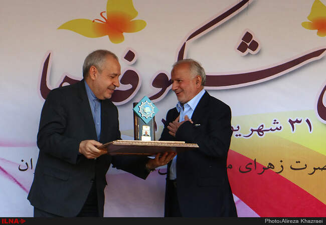  مراسم جشن شکوفه‌ها با حضور علی‌اصغر فانی وزیر آموزش و پرورش