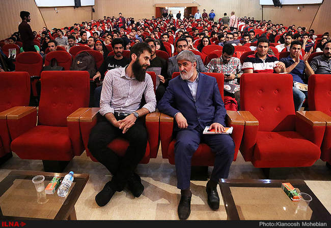 سخنرانی علی مطهری و اعظم طالقانی در دانشگاه امیرکبیر