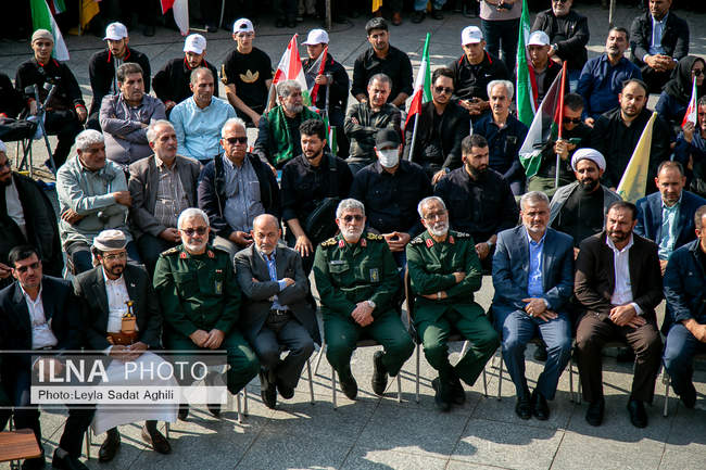 تشییع پیکر شهید «عباس نیلفروشان» در تهران