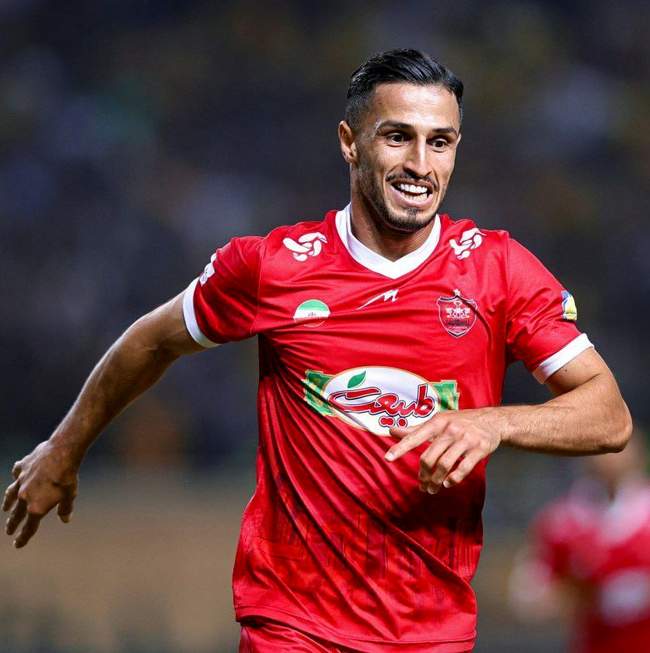 گزارش تصویری دیدار سپاهان و پرسپولیس