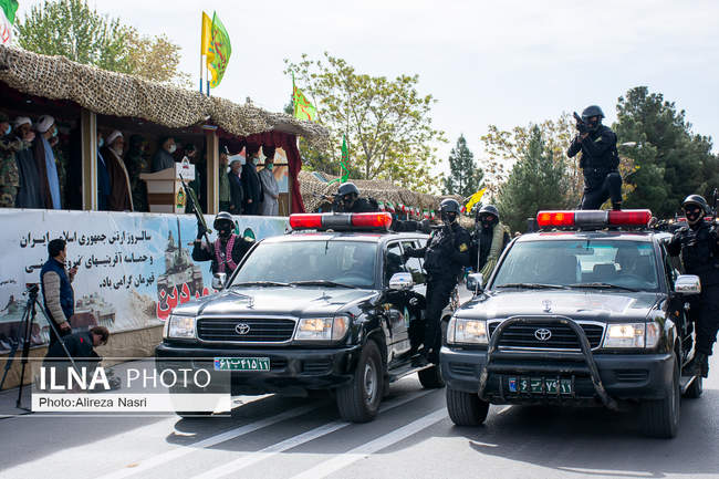 رژه خودرویی نیروهای مسلح در قزوین