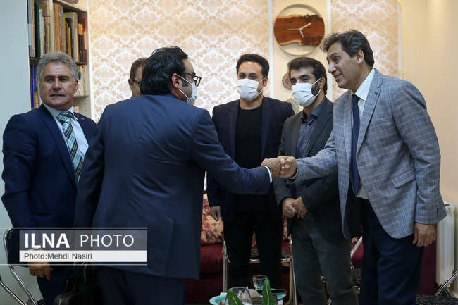 جشن تولد 80سالگی محمدرضا شجریان با حضور  شاگردانش 