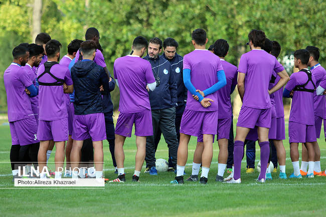 تمرین تیم فوتبال استقلال تهران