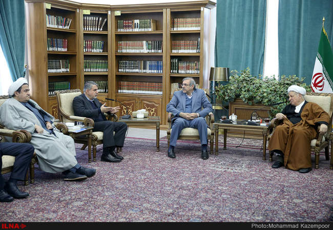 دیدار اعضای هیأت رئیسه فدراسیون هندبال با آیت الله هاشمی رفسنجانی
