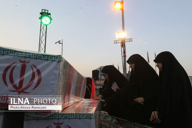 مراسم وداع با پیکر ١٥٠ شهید ٨ سال جنگ تحمیلی