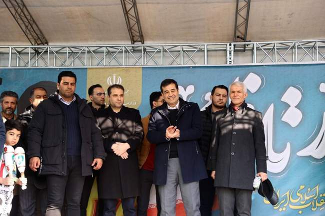 گزارش تصویری از حضور وزیر ورزش، روسای فدراسیون‌ها، ورزشکاران و جامع