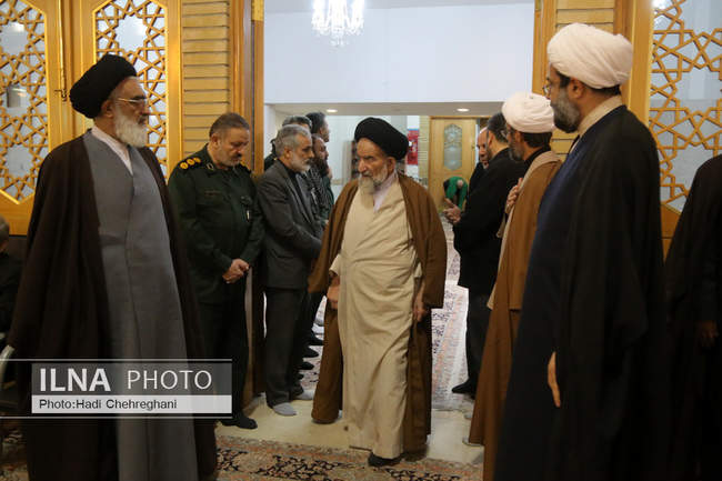 مراسم گرامیداشت عروج یافتگان حادثه هوایی در حرم حضرت معصومه (س)