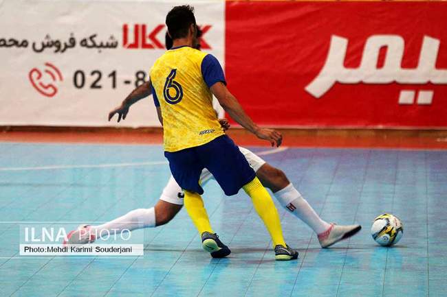 بردتیم فوتسال  گیتی پسند اصفهان  برابر فرش آرا مشهد 