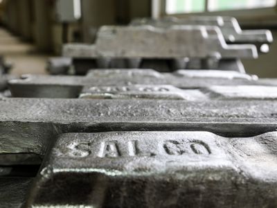  Iran Produces about 268,000 Tons of Aluminum Ingot in 5 Months