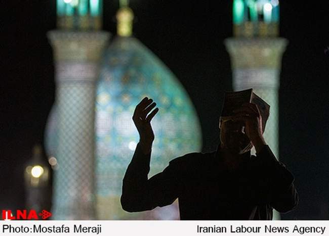 مراسم احیاء شب نوزدهم ماه رمضان در امامزاده هلال ابن علی شهرستان آرا