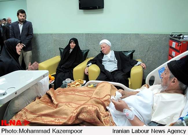 عیادت آیت الله هاشمی رفسنجانی از آیت الله یوسف صانعی