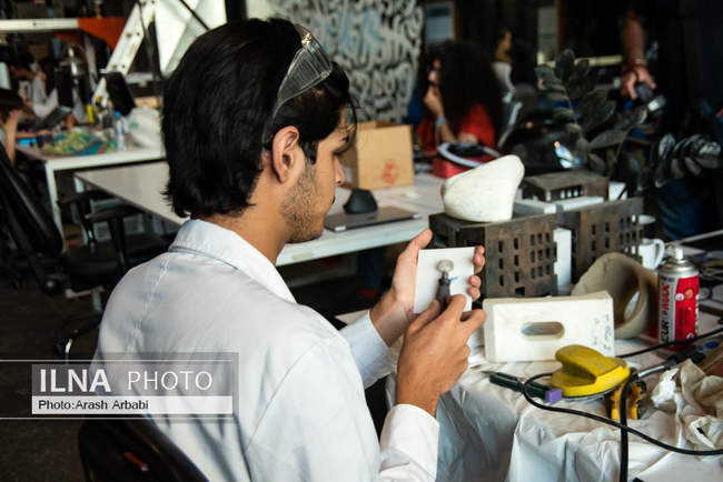بازدید معاون توسعه کارآفرینی و اشتغال وزارت کار از کارخانه نوآوران آ