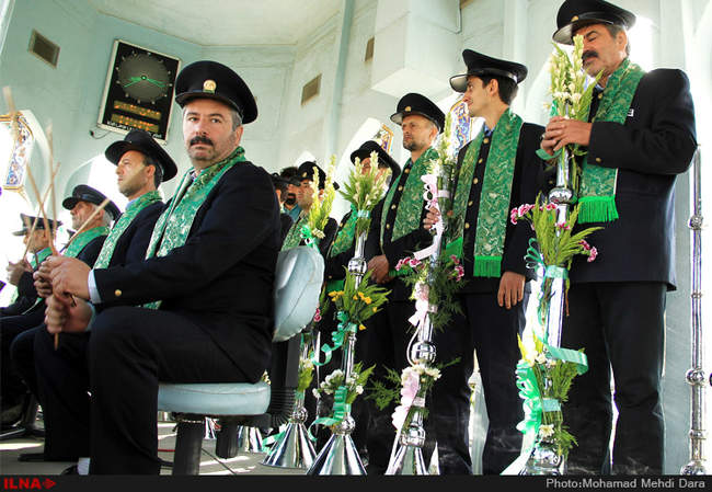 نقاره نوازی در سالروز ولادت امام رضا (ع)