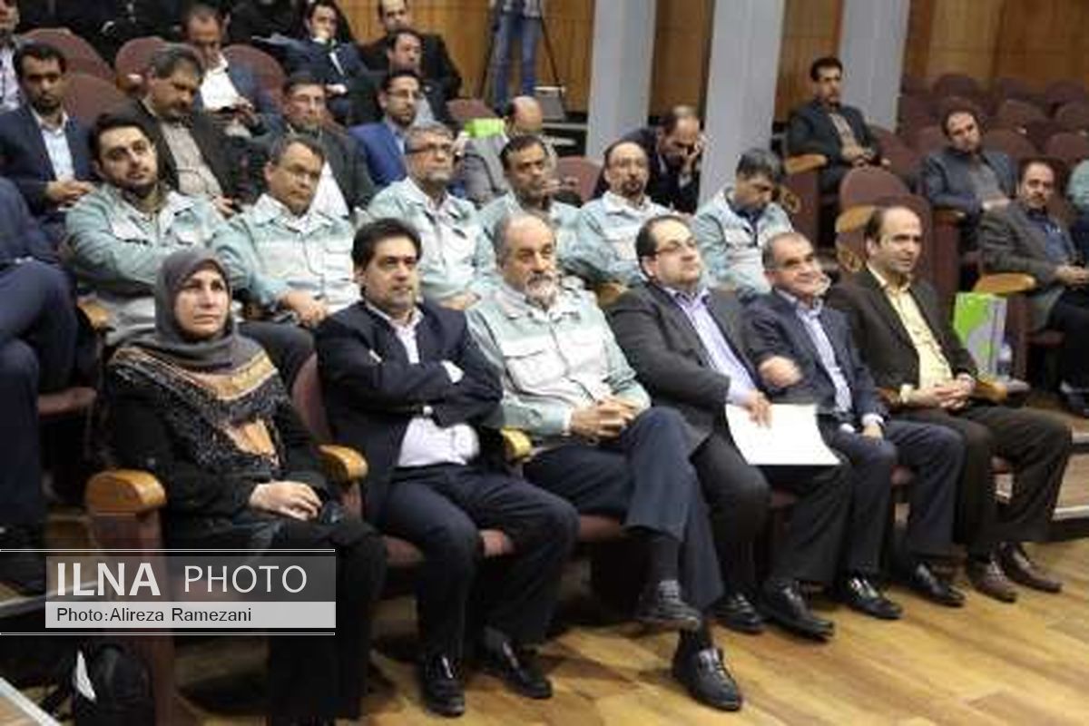 برنامه های اقتصادی دولت کشور را از رکود خارج می کند
