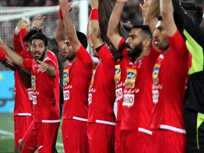 هدیه جالب هواداران به شاگردان برانکو برای شکست استقلال (عکس)