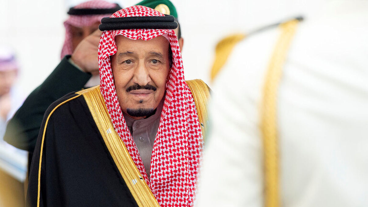 سفر پادشاه عربستان به عمان/ اداره امور کشور به ولیعهد محول شد
