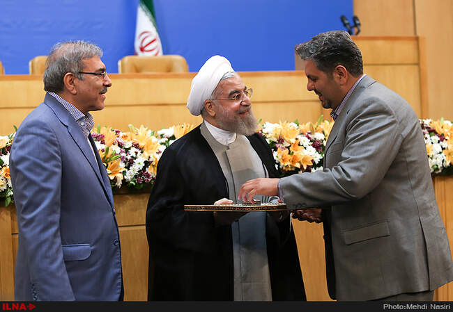 نشست دولت مردان دفاع مقدس