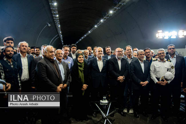 آیین بهره‌برداری از باند شرقی منطقه دو آزادراه تهران - شمال