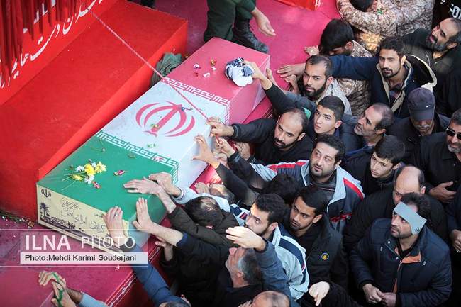 تشییع شهدای گمنام در اصفهان