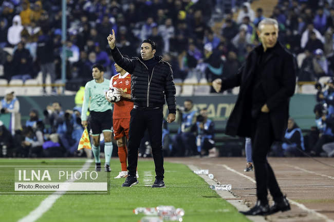 دیدار تیمهای فوتبال استقلال تهران و پرسپولیس تهران