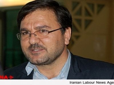 انتخاب رسایی و نبویان به عنوان نماینده مجلس در هیات نظارت بر مطبوعات جای تعجب دارد