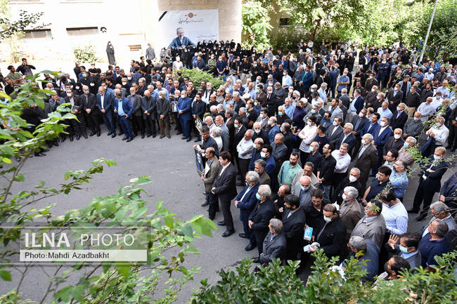 مراسم تشییع پیکر حجت‌الاسلام سید محمود دعایی